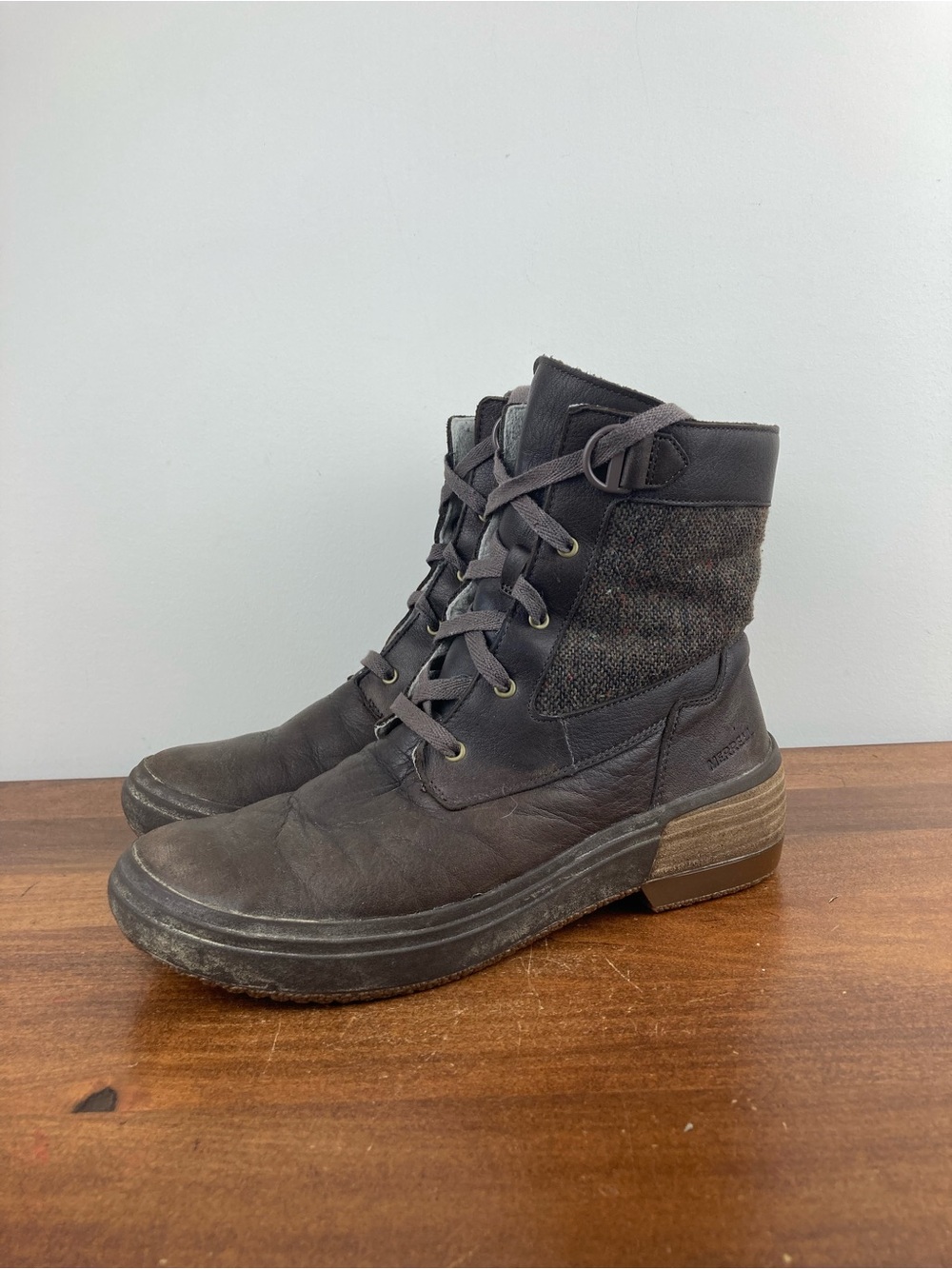 Merrell Boots Brown Leather Ankle Combat Lace Up Lined J17884 Women’s Size 8.5.